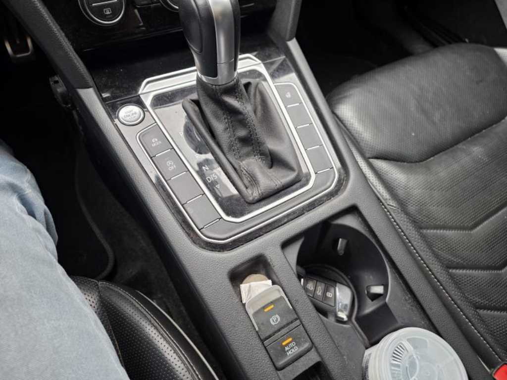 Volkswagen Arteon - Vista 9