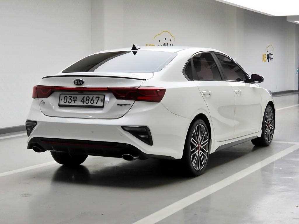 KIA K3 - Vista 4