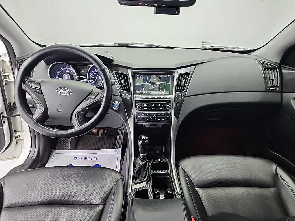 HYUNDAI Sonata - Vista 7