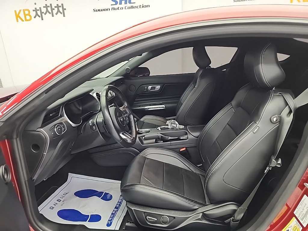 Ford Mustang - Vista 11