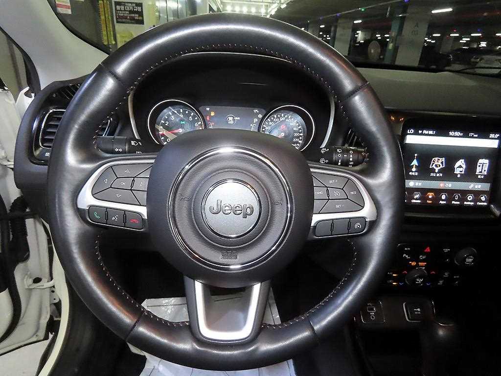 Jeep Compass - Vista 8