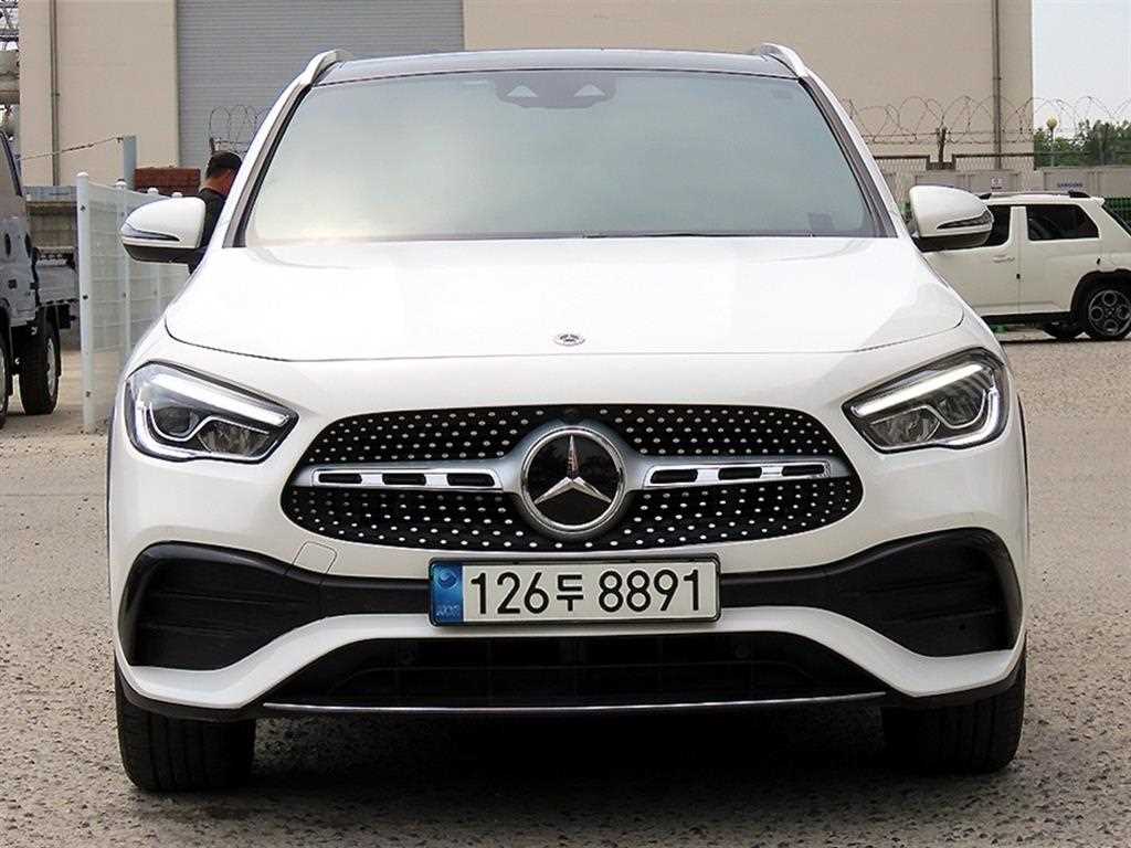 Mercedes Benz GLA Class 2023 Blanco - Importación desde Corea - HF Imports Iquique - Foto 1