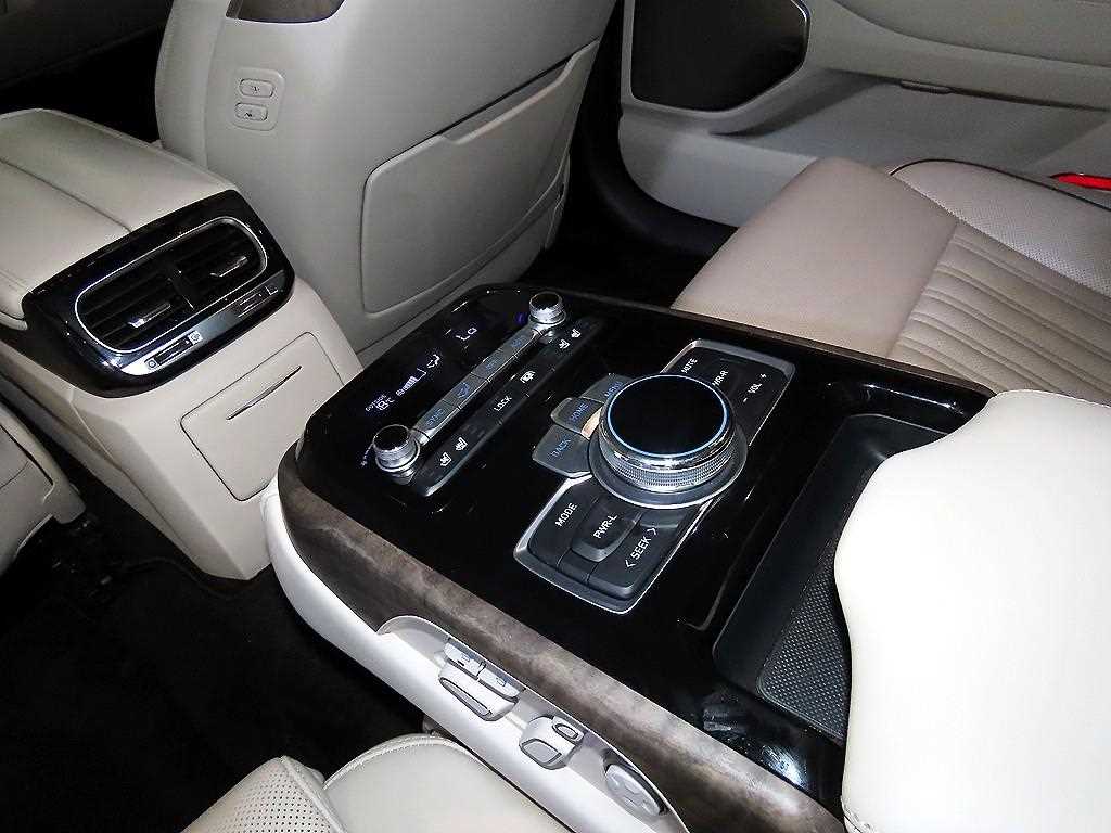 Genesis G90 2020 Negro - Importación desde Corea - HF Imports Iquique - Foto 15