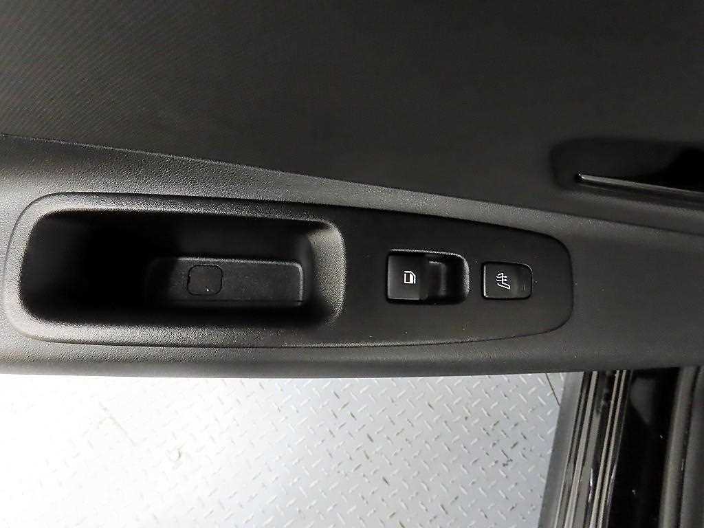 HYUNDAI Avante - Vista 12