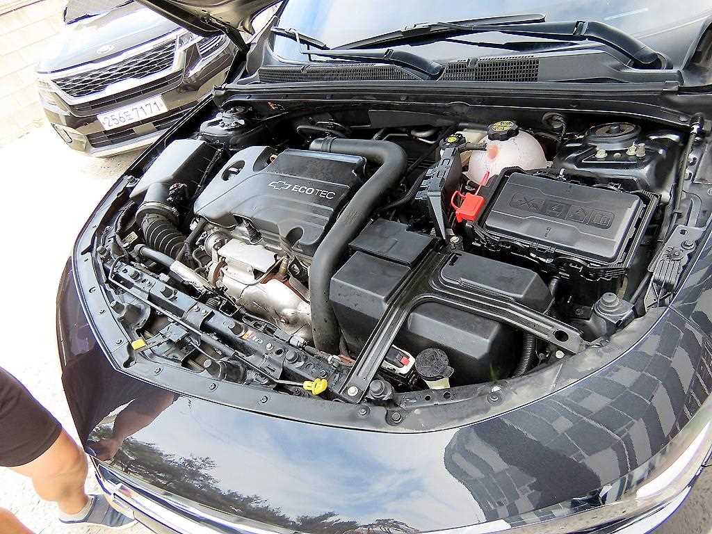Chevrolet Malibu 2017 Negro - Importación desde Corea - HF Imports Iquique - Foto 18