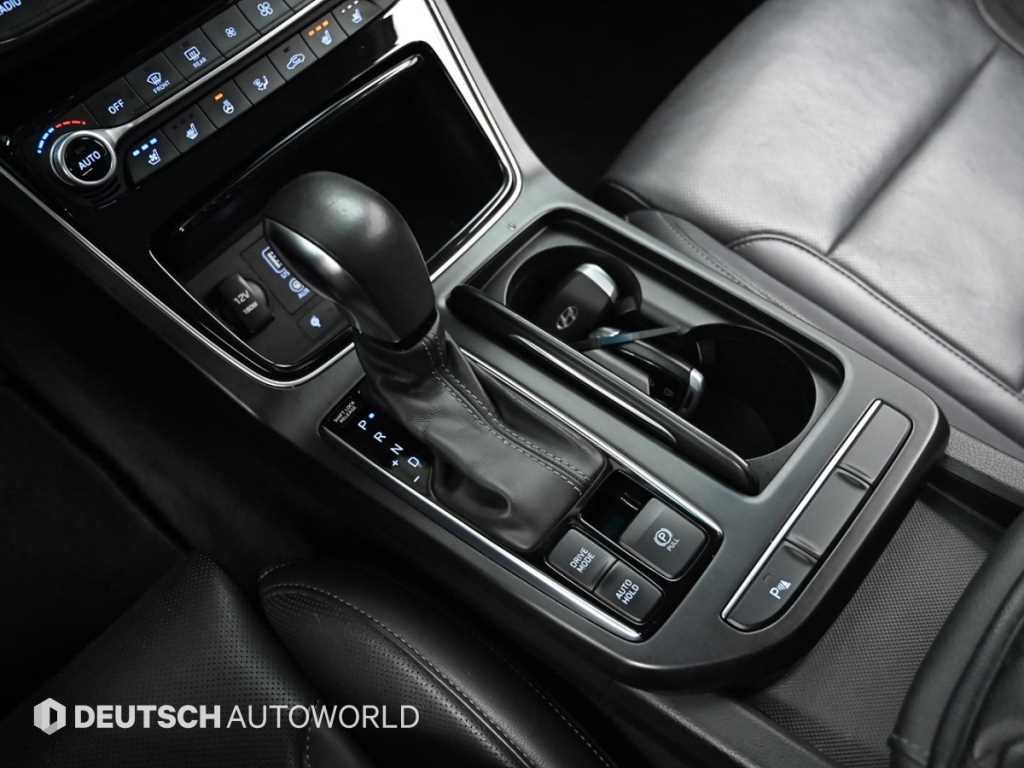 HYUNDAI Grandeur - Vista 9