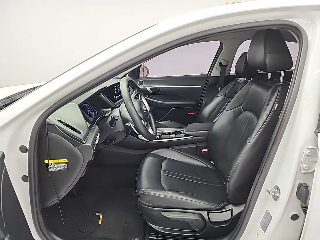 HYUNDAI Sonata - Vista 11