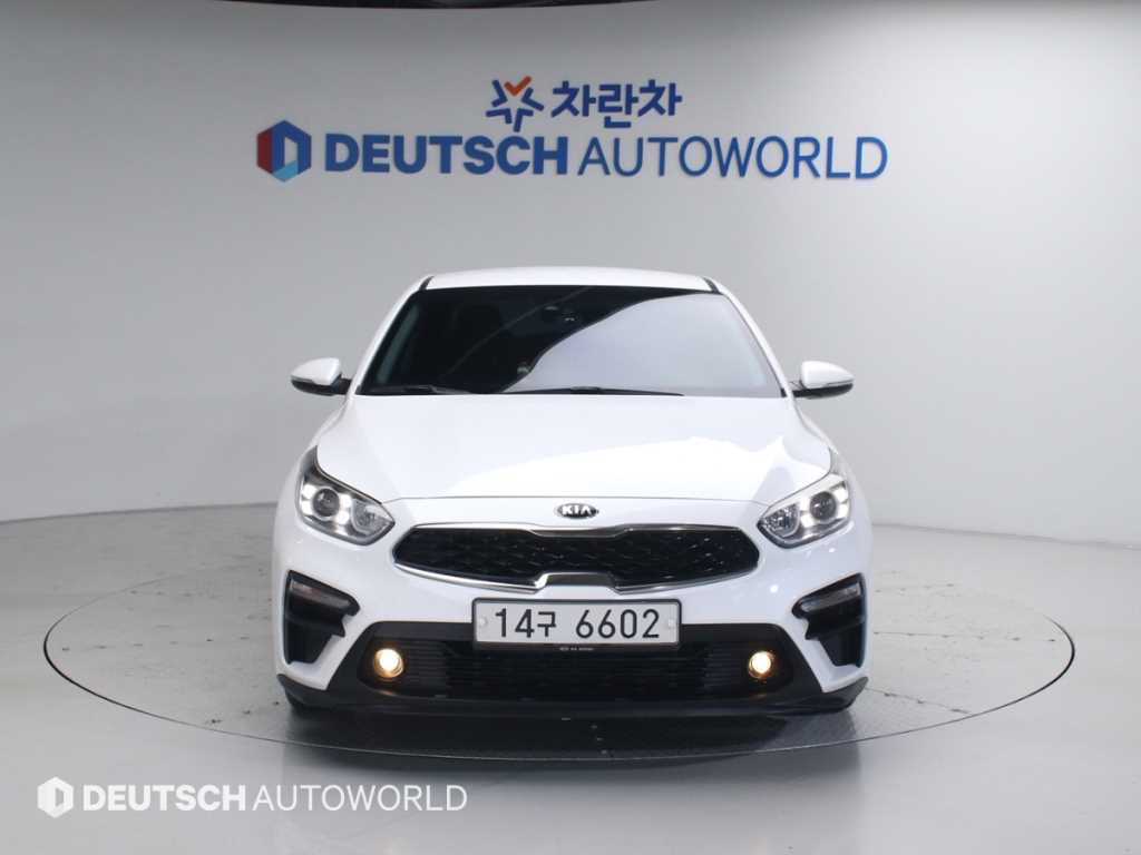 KIA K3 2019 Blanco - Importación desde Corea - HF Imports Iquique - Foto 1