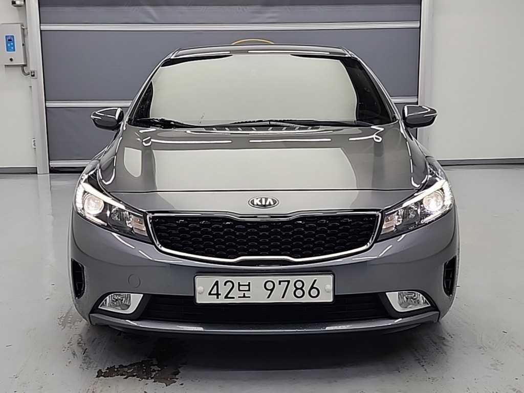 KIA K3 - Vista 2