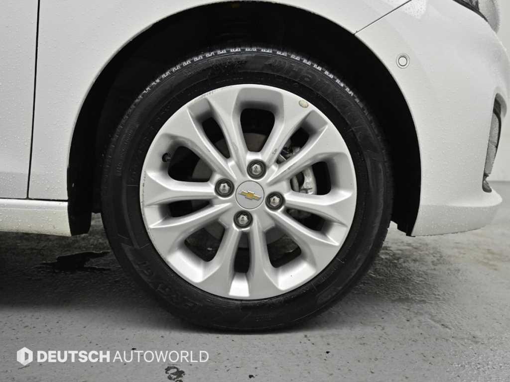 Chevrolet Spark - Vista 5