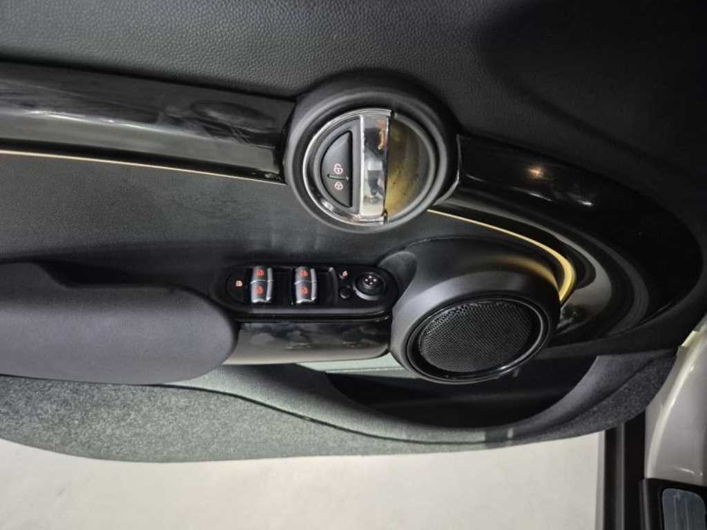 Mini Cooper - Vista 9