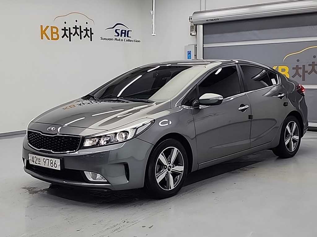 KIA K3 2018 Gris - Importación desde Corea - HF Imports Iquique - Foto 1