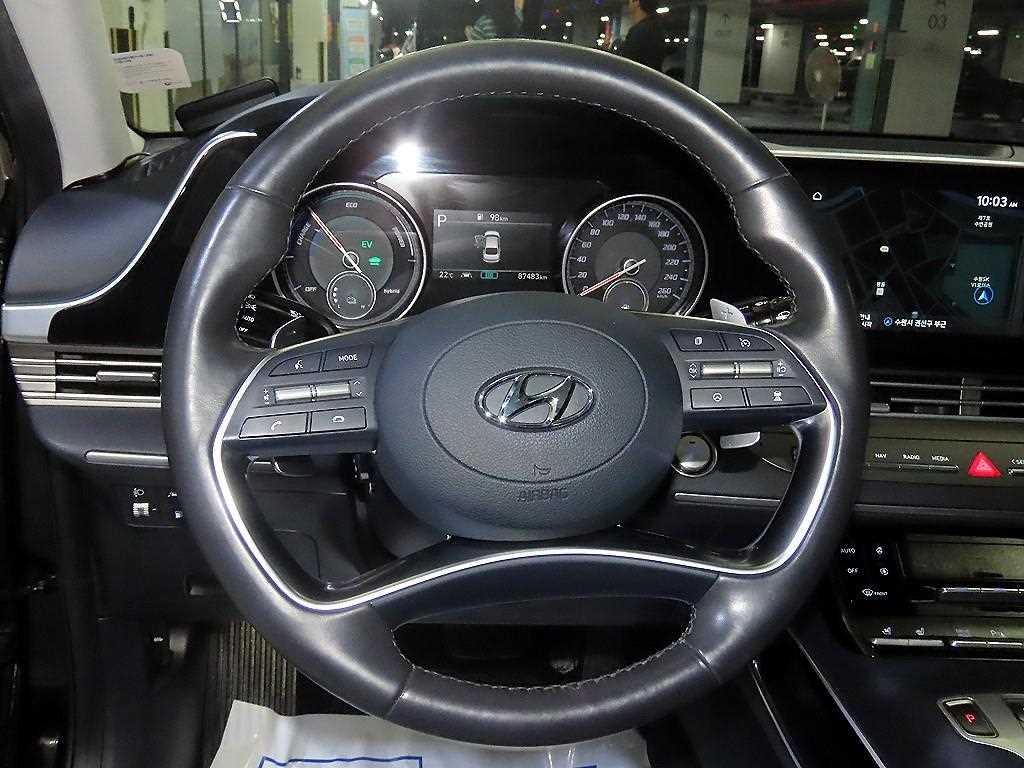 HYUNDAI Grandeur - Vista 8
