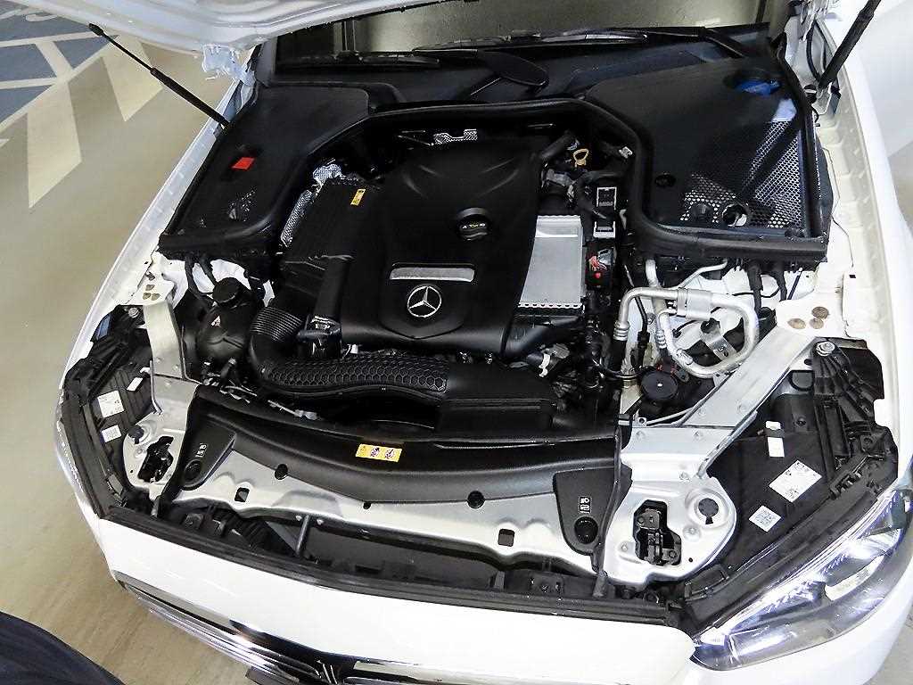 Mercedes Benz E class 2021 Blanco - Importación desde Corea - HF Imports Iquique - Foto 19