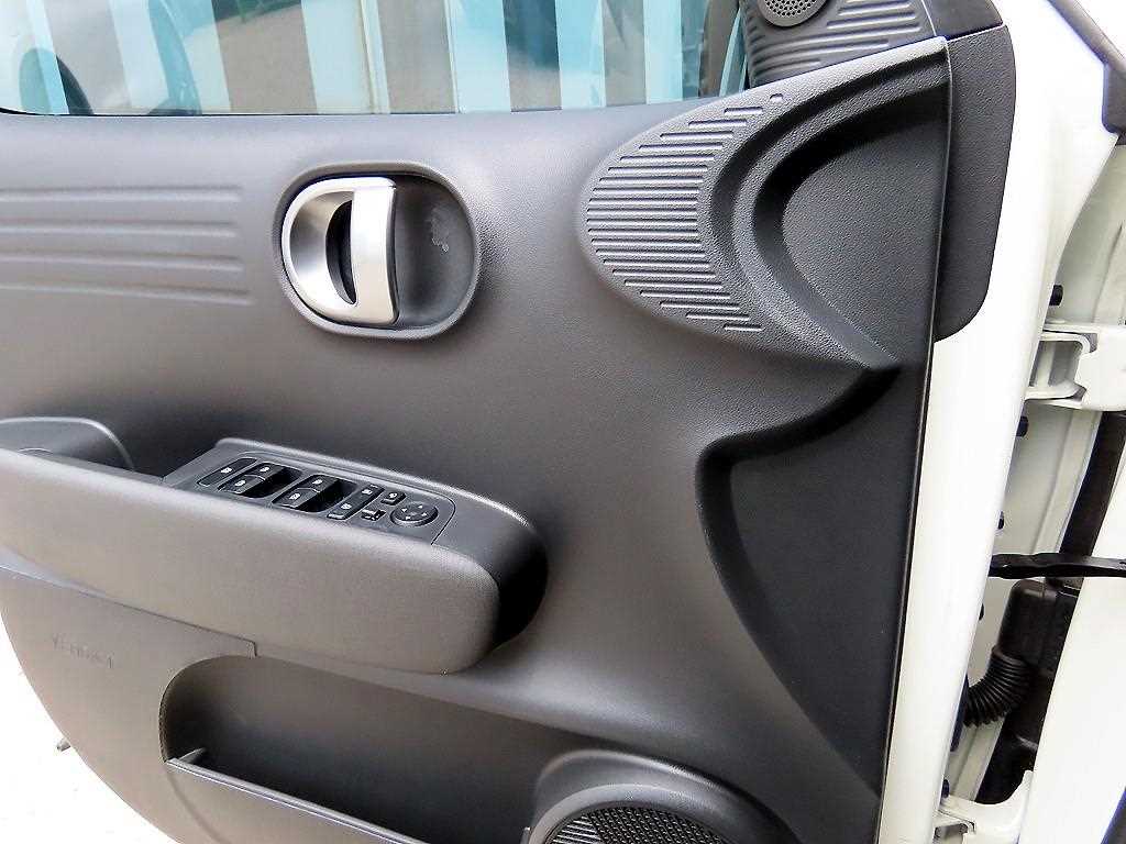 HYUNDAI Casper - Vista 11