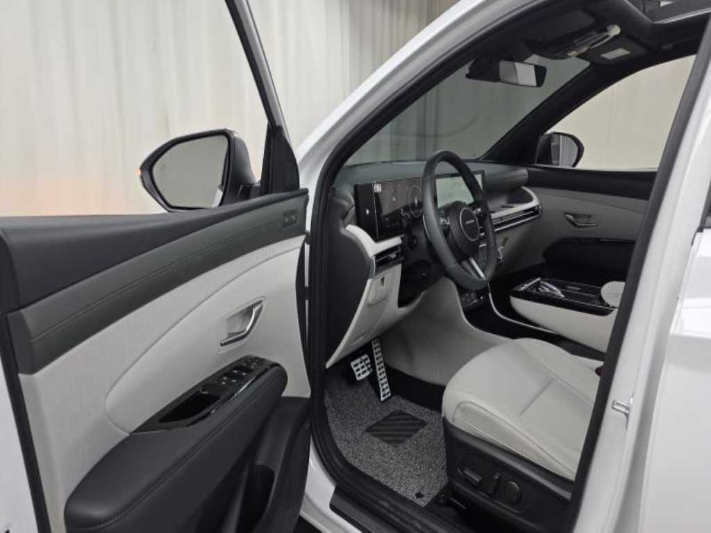 HYUNDAI Tucson - Vista 10