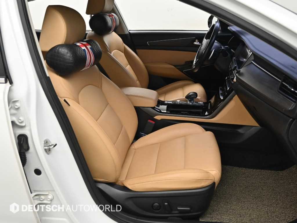 KIA K7 - Vista 10