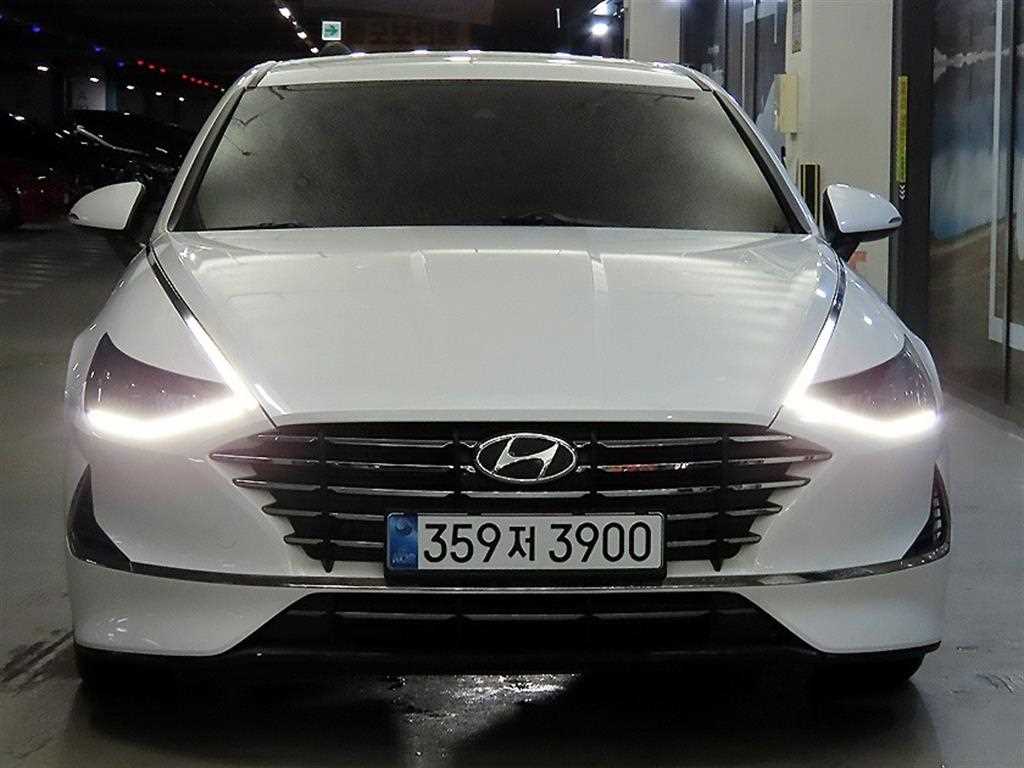 HYUNDAI Sonata - Vista 2