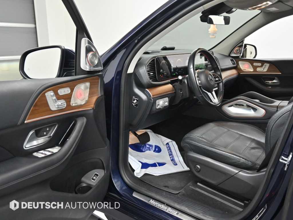 Mercedes Benz GLE Class - Vista 11