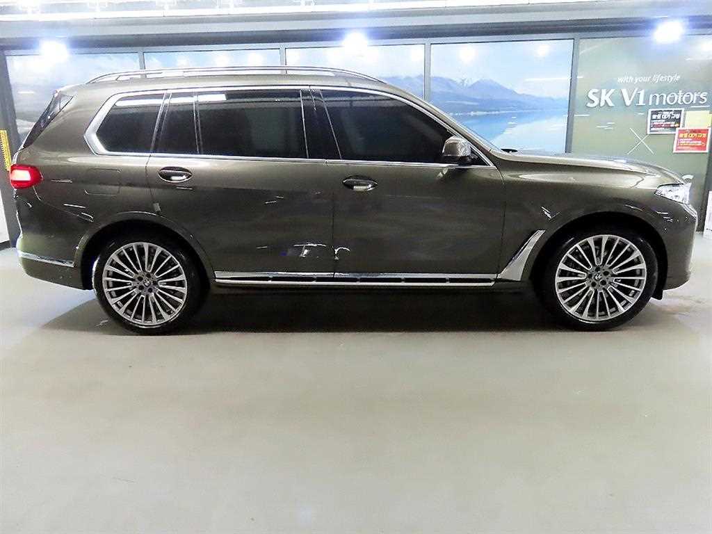 BMW X7 - Vista 3