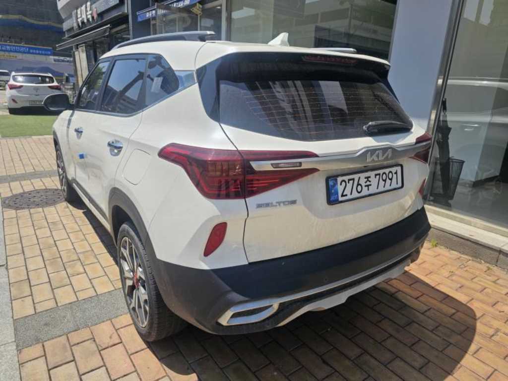 KIA Seltos - Vista 5