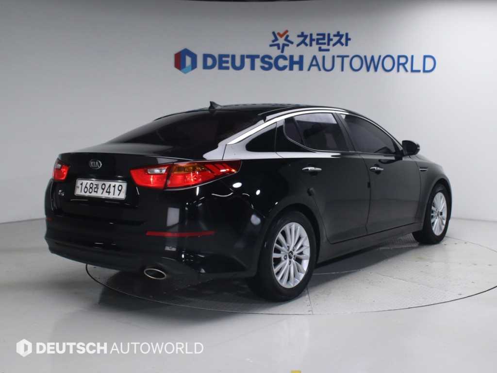 KIA K5 - Vista 2