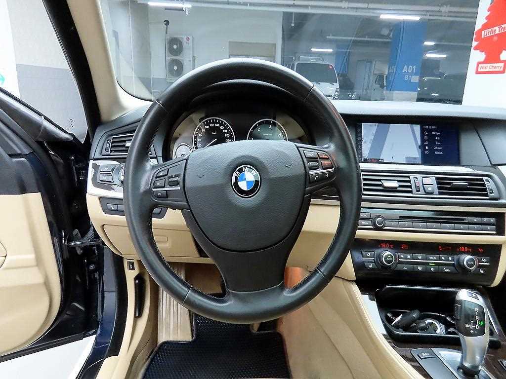 BMW 5 Series - Vista 7