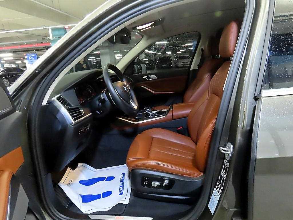 BMW X7 - Vista 6