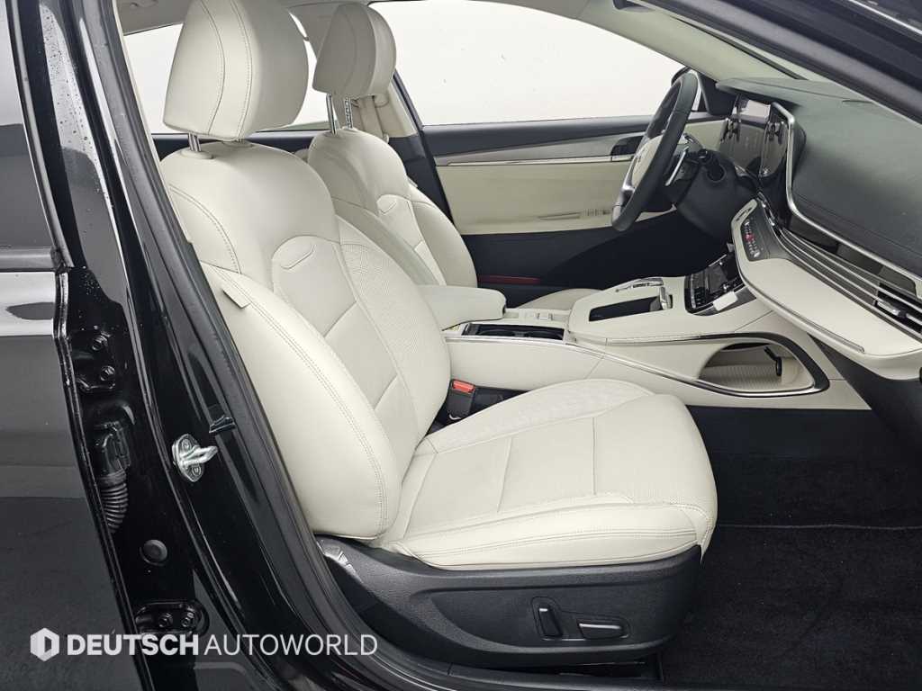 HYUNDAI Grandeur - Vista 11