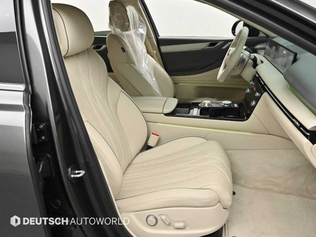 Genesis G80 - Vista 10