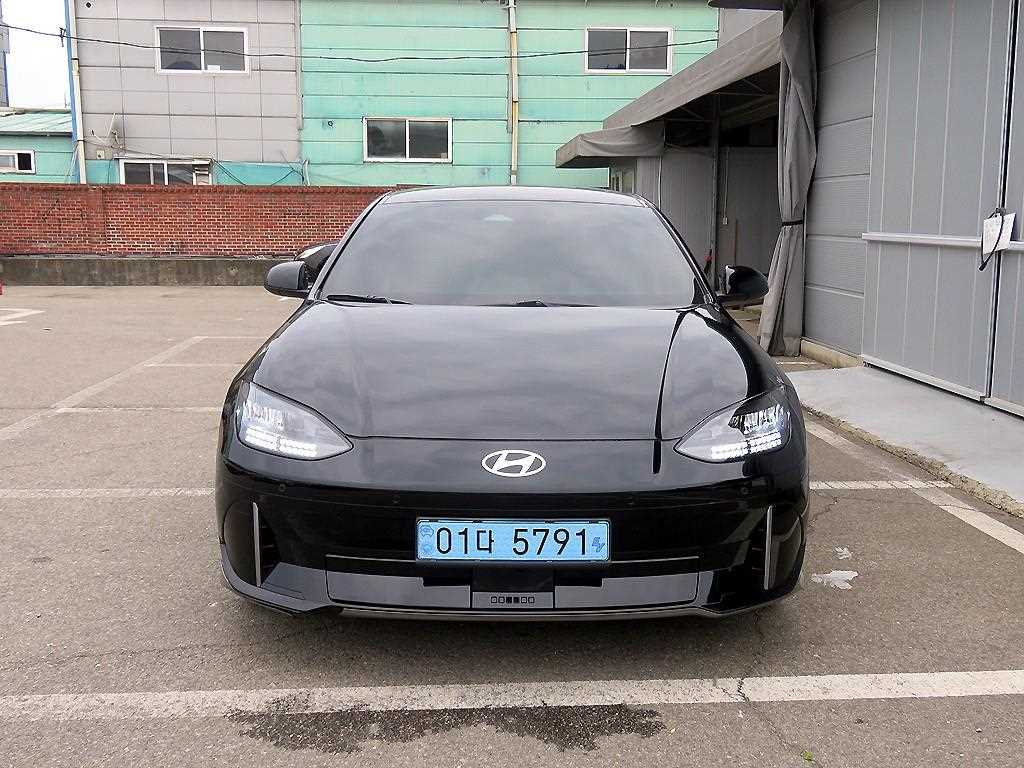 HYUNDAI Ioniq 6 - Vista 2