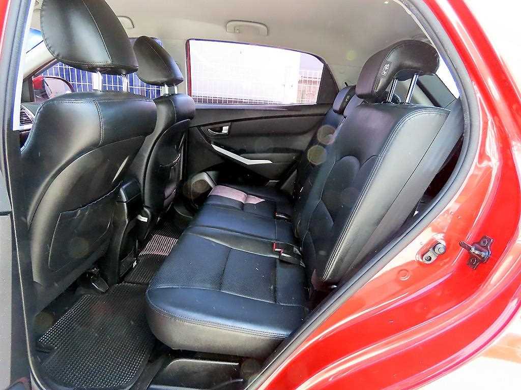 Ssangyong Korando - Vista 6