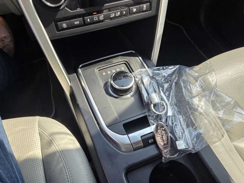 Land Rover Discovery Sports - Vista 11