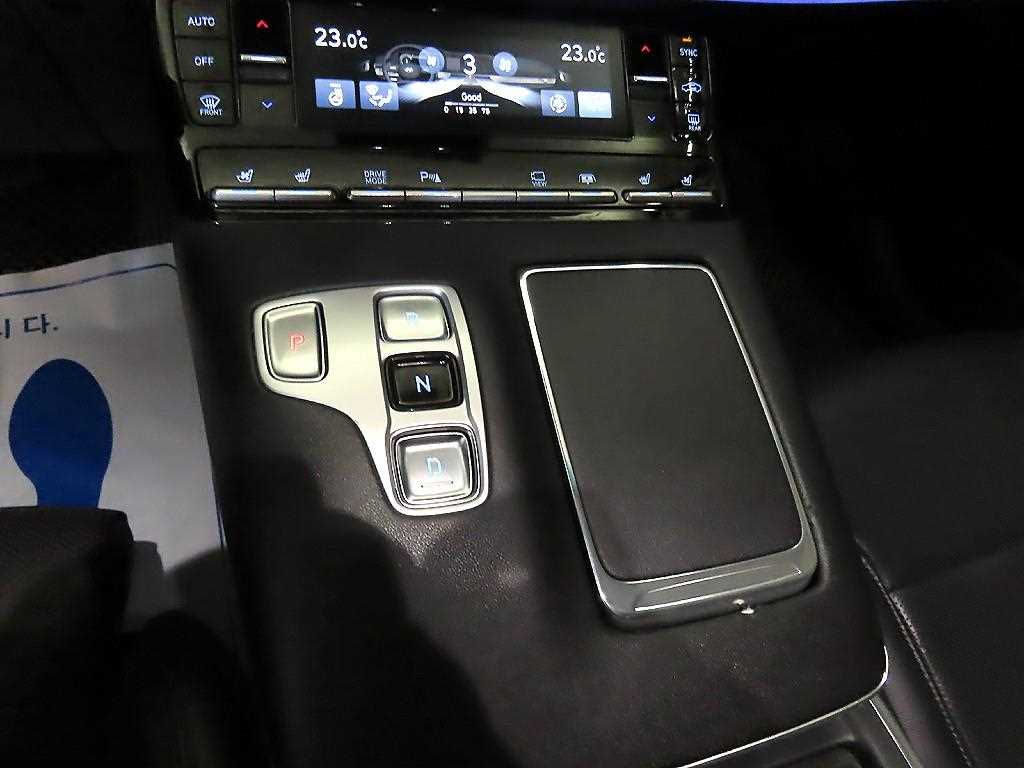 HYUNDAI Grandeur - Vista 12