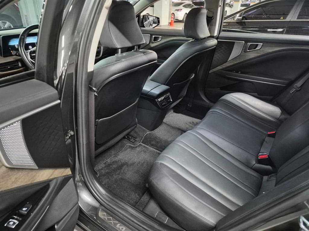 KIA K8 - Vista 9
