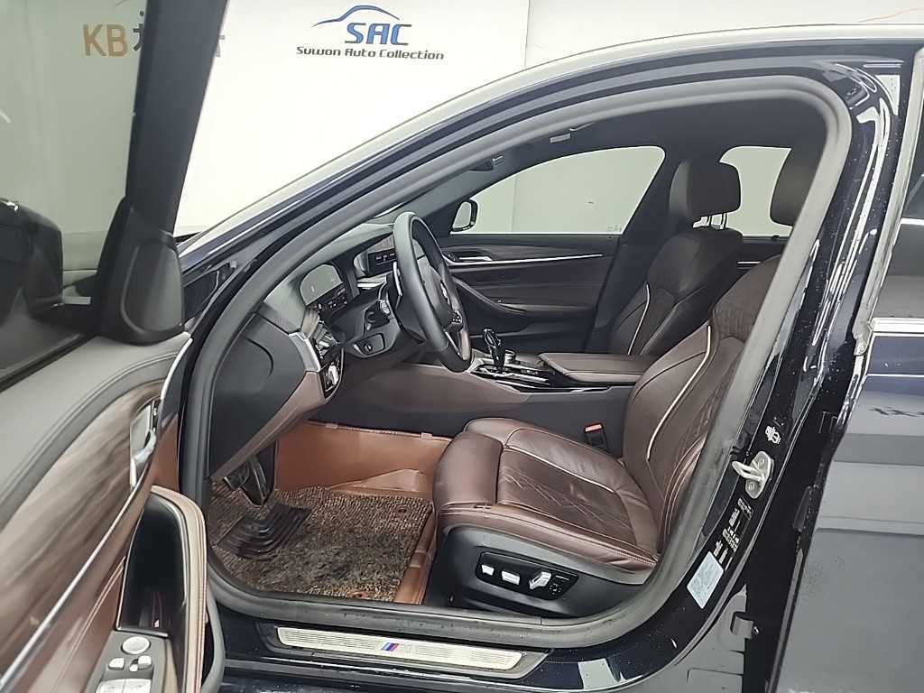 BMW 5 Series - Vista 11