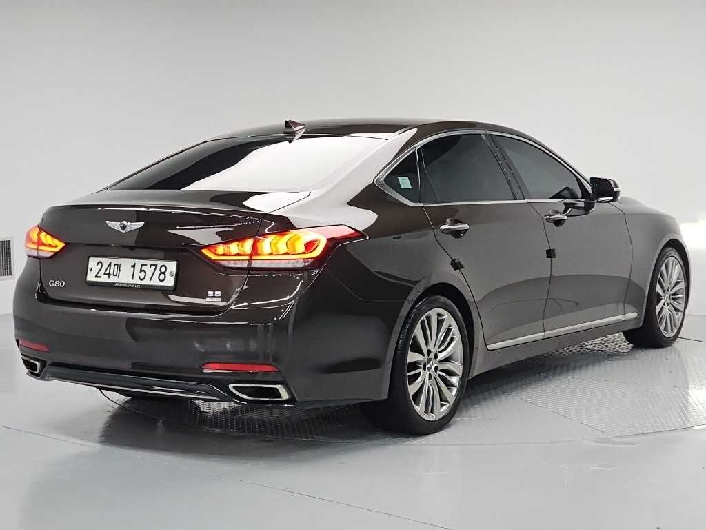 Genesis G80 - Vista 4
