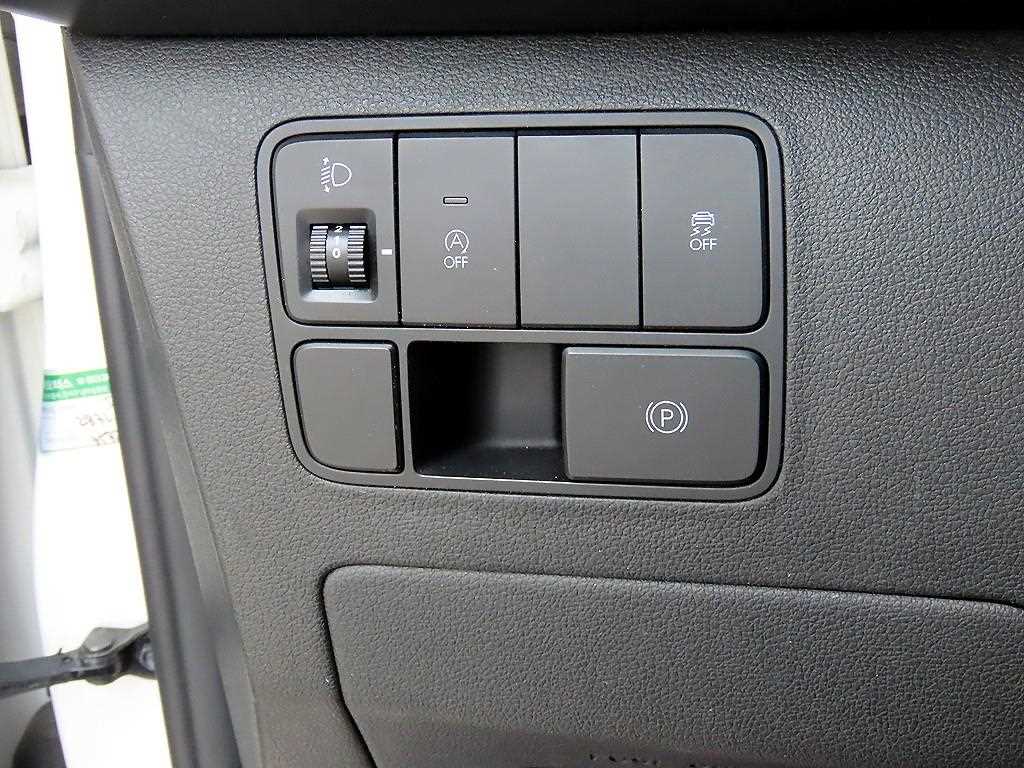 HYUNDAI Staria - Vista 11