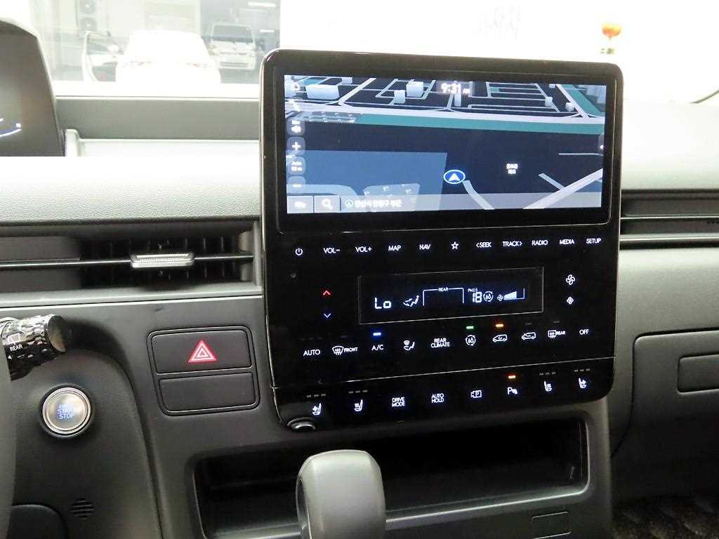 HYUNDAI Staria - Vista 10