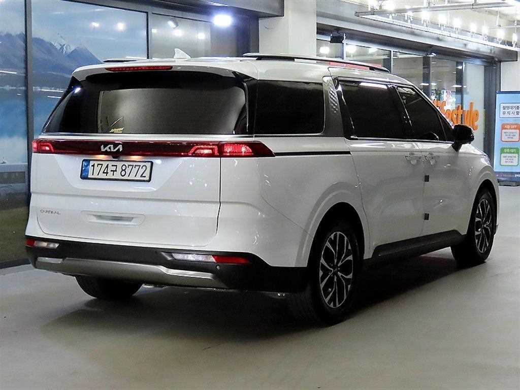 KIA Carnival - Vista 4