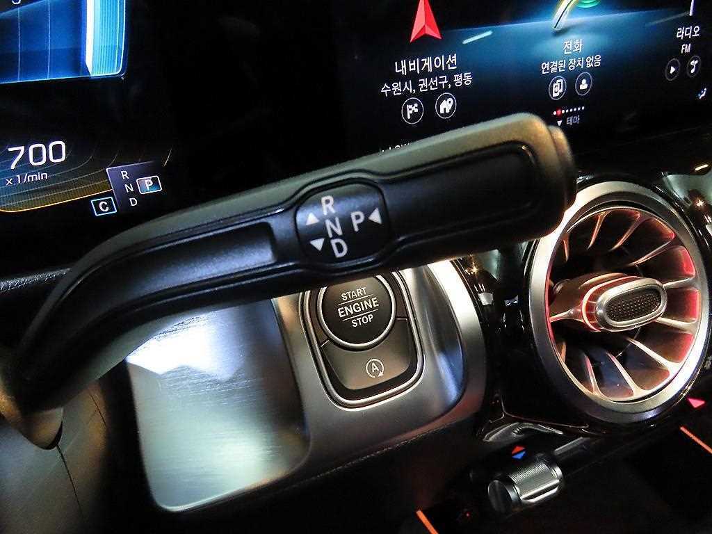 Mercedes Benz GLB Class - Vista 12
