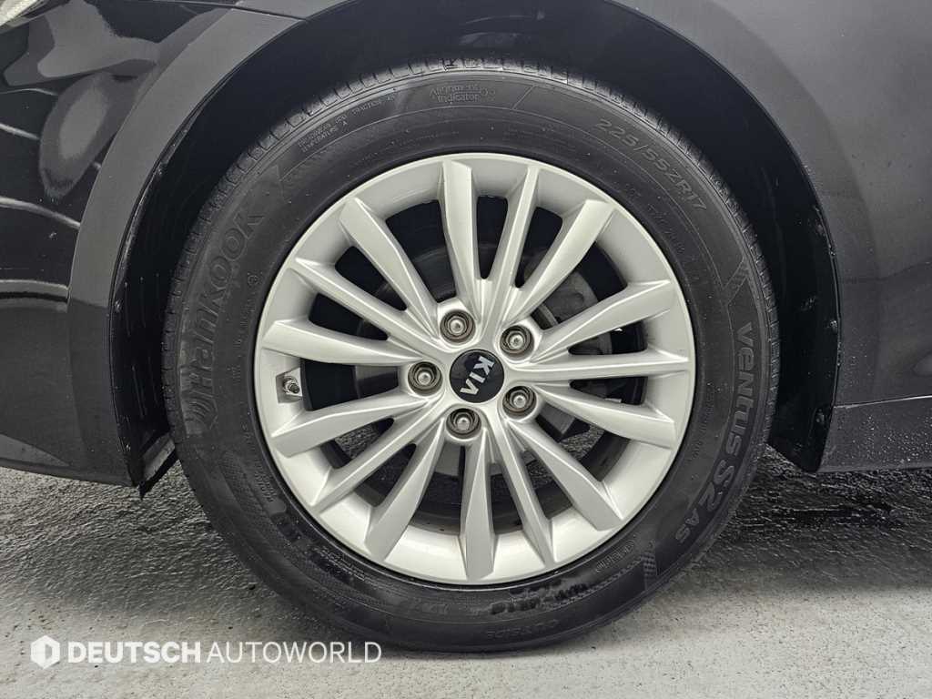 KIA K5 - Vista 5