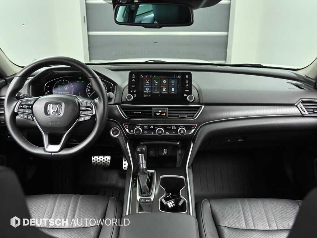 Honda Accord - Vista 7