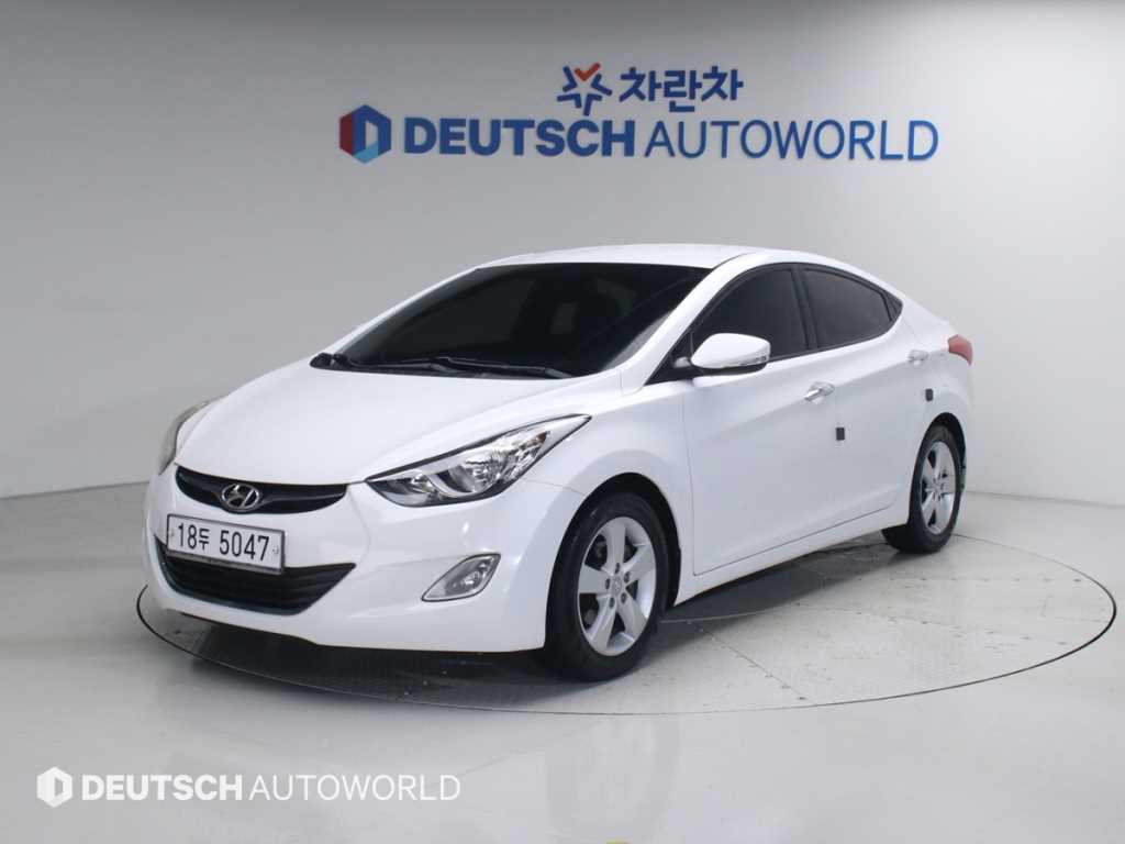 HYUNDAI Avante 2011 Blanco - Importación desde Corea - HF Imports Iquique - Foto 1