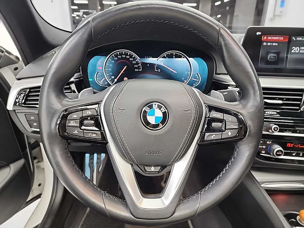 BMW 5 Series - Vista 9