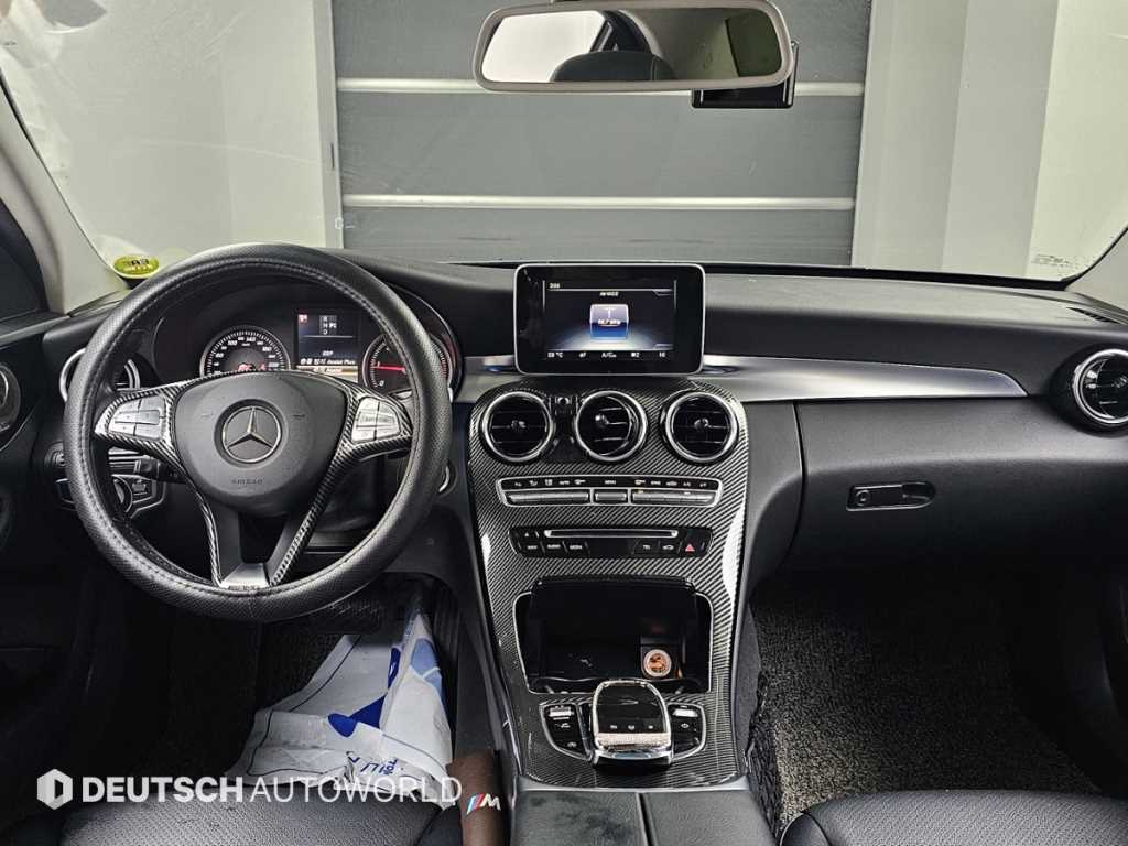 Mercedes Benz C Class - Vista 7