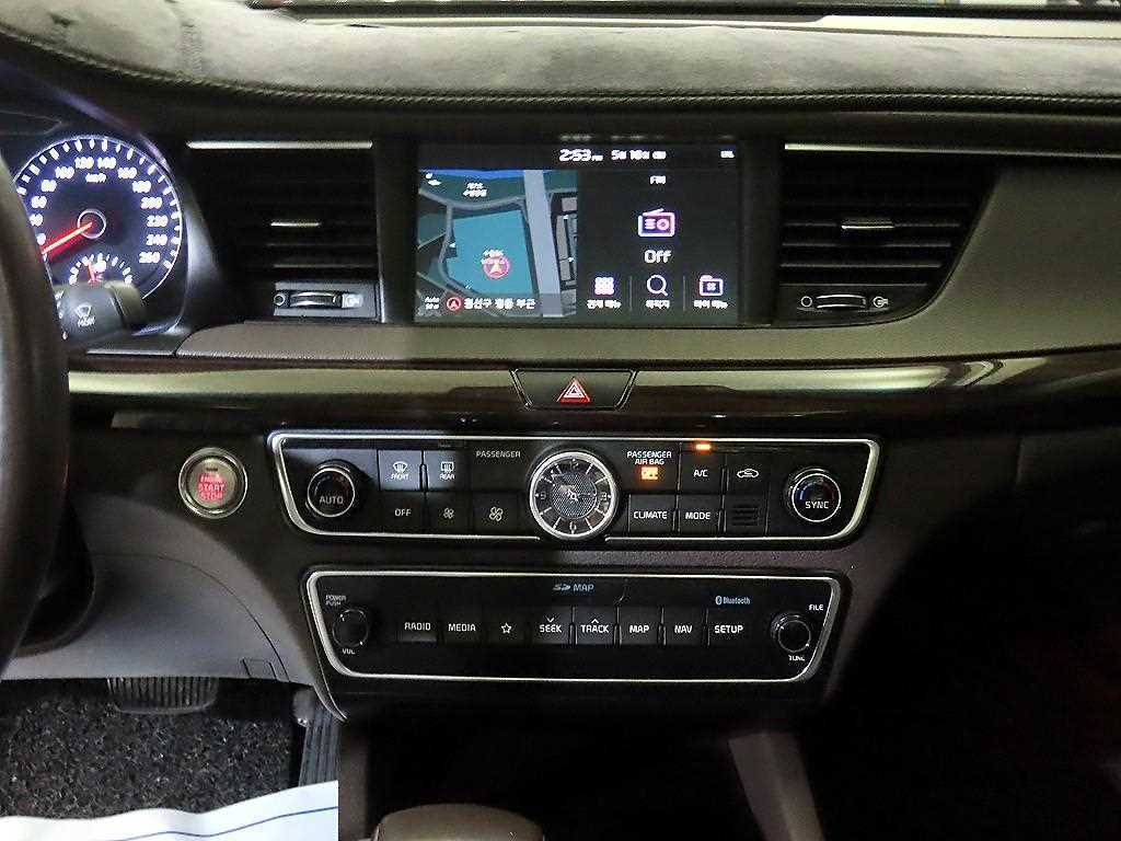 KIA K7 - Vista 11