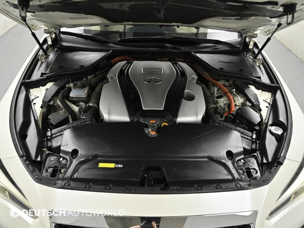 Infiniti Q - Vista 6