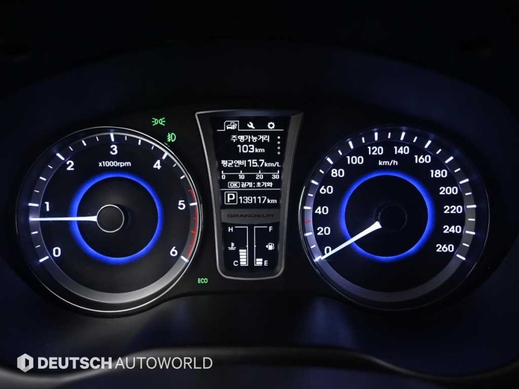 HYUNDAI Grandeur - Vista 8