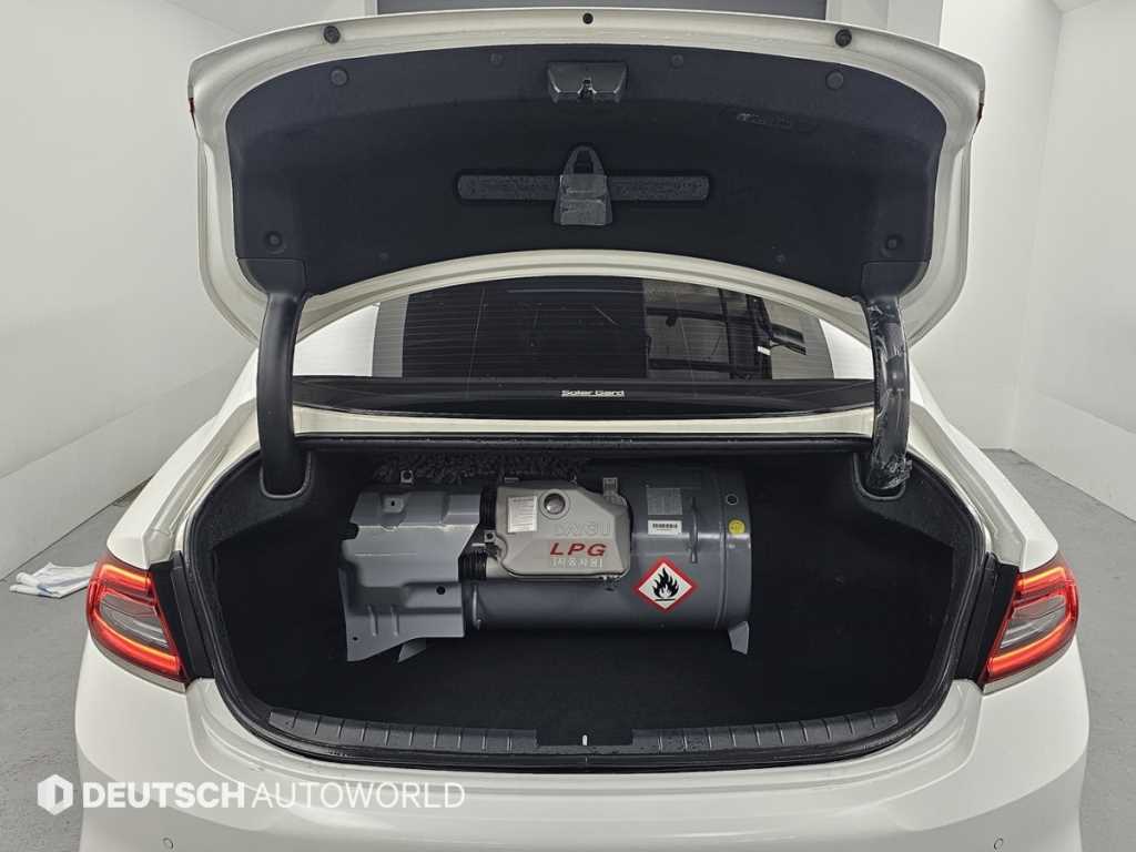 HYUNDAI Grandeur 2019 Blanco - Importación desde Corea - HF Imports Iquique - Foto 19